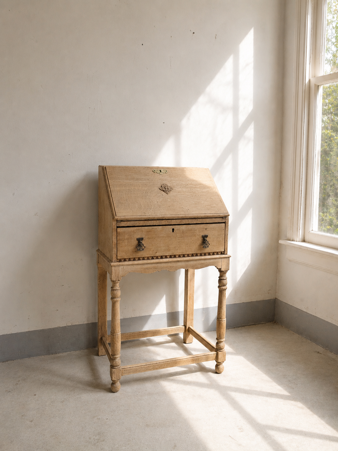 Petite Oak Natural Wood Bureau