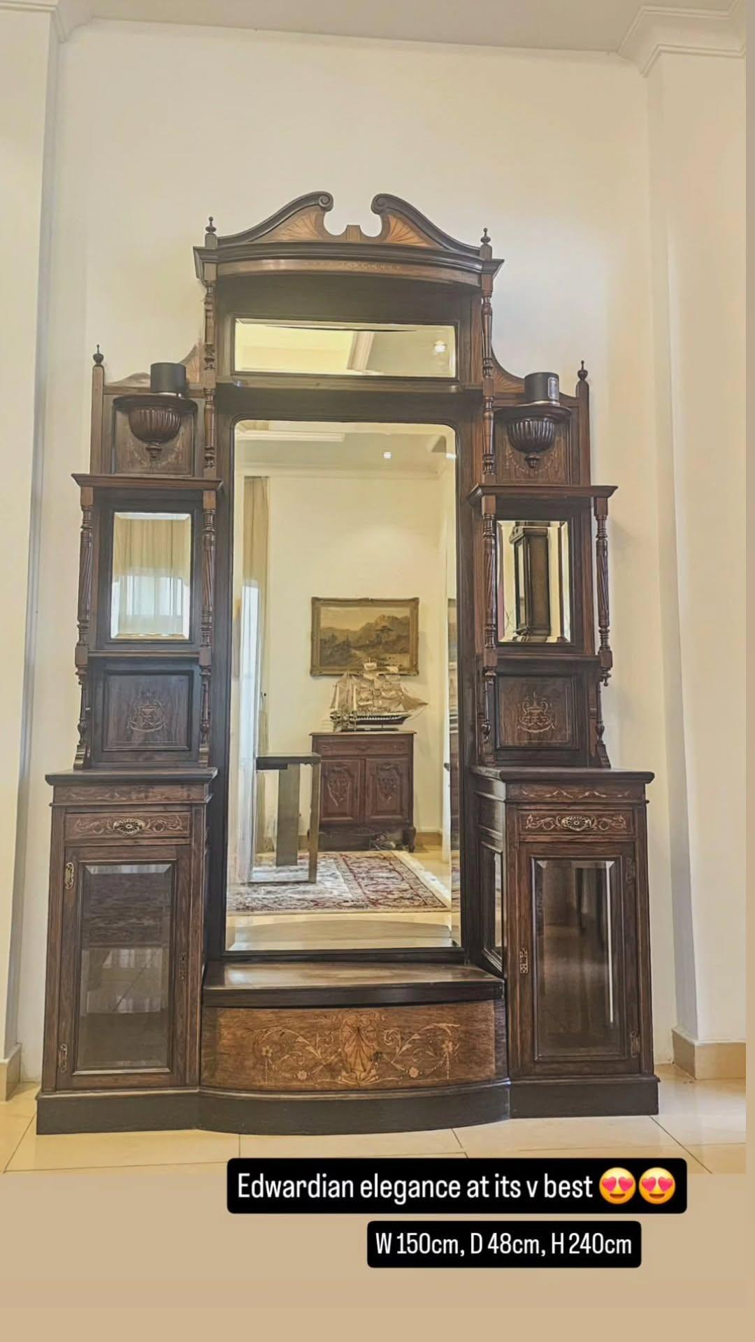 Grand Edwardian Sideboard / Chiffonier