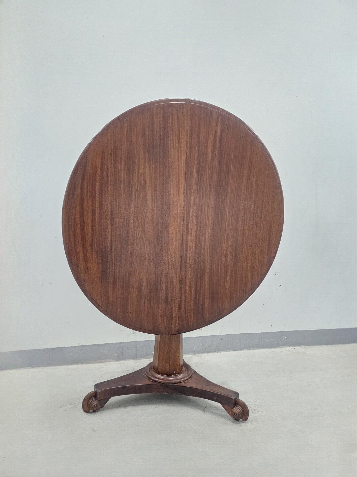 William IV Mahogany Tilt-Top Table c. 1830 - 1837