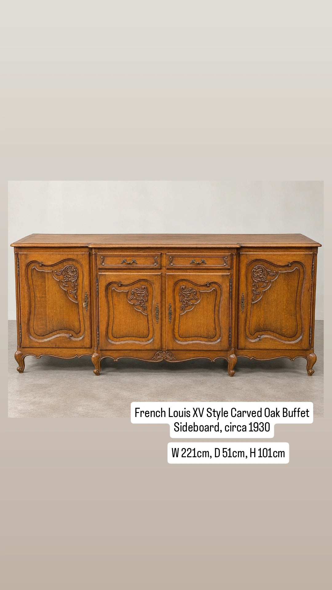 Louis XV Style Oak Buffet c. 1930