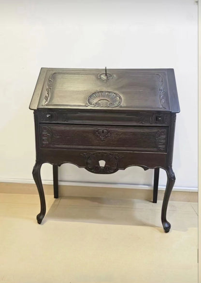 Oak Bureau, Circa 1960