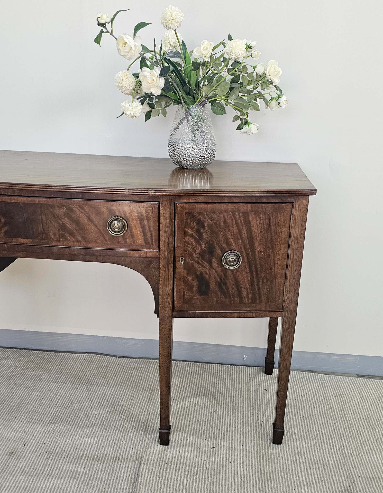 Regency Sideboard in Mahogany