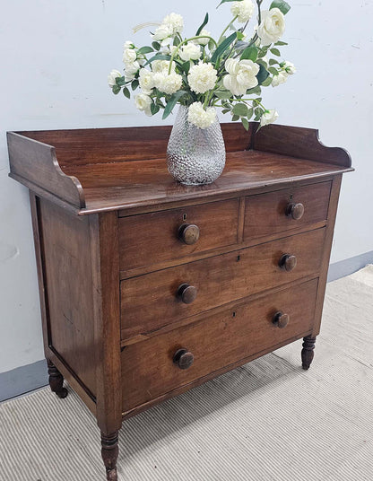 Mahogany sideboard / Washstand, Circa 1880