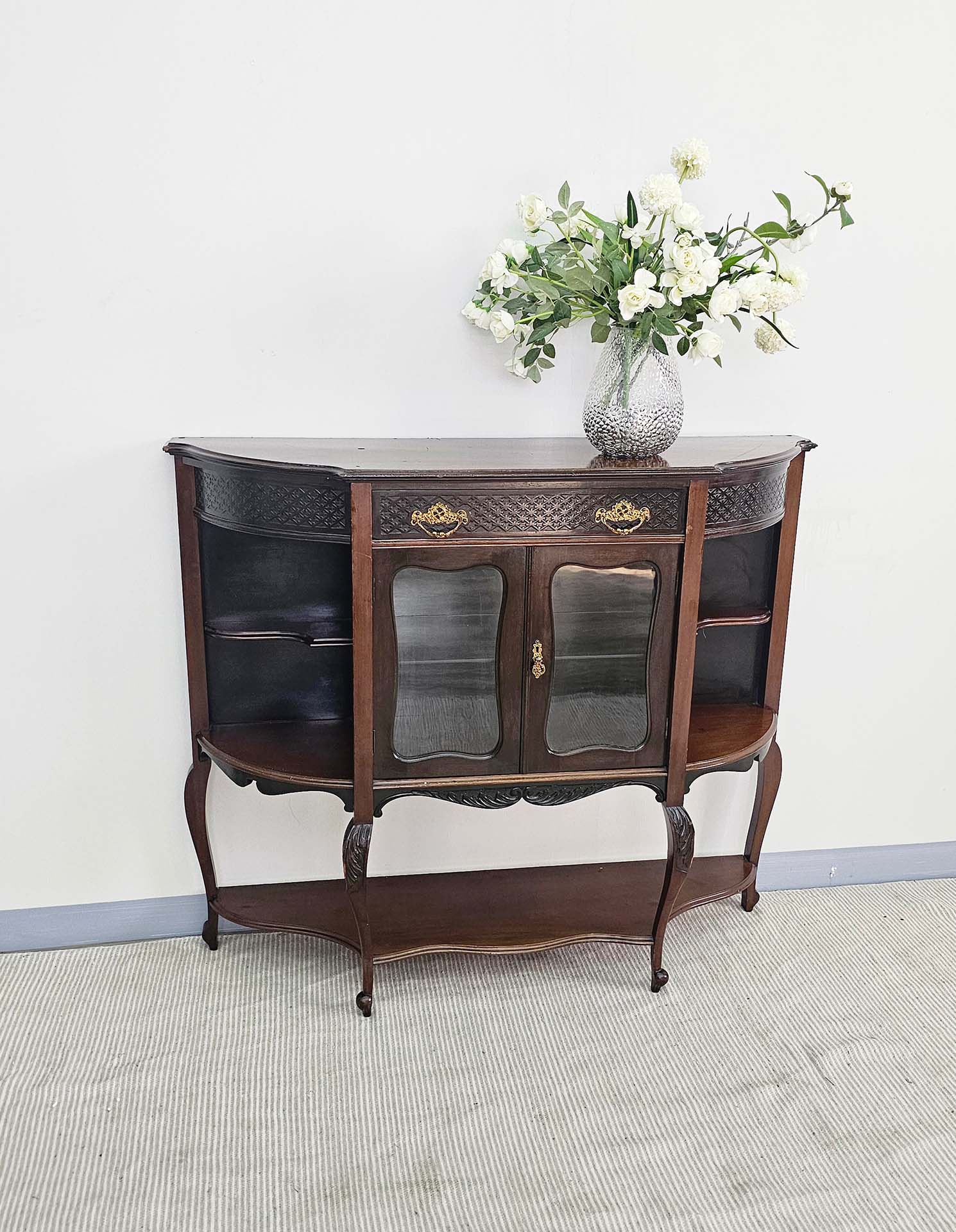 Victorian Sideboard / Chiffonier