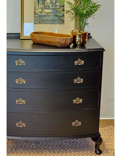 Queen Anne Style Chest Drawers