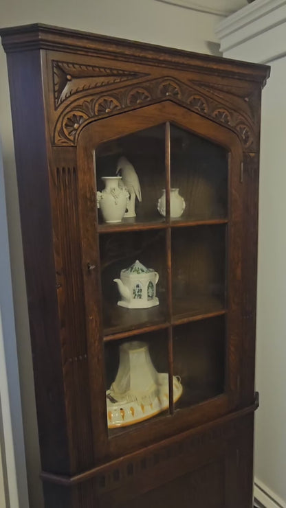 Oak Corner Cabinet c. 1960 - 1980