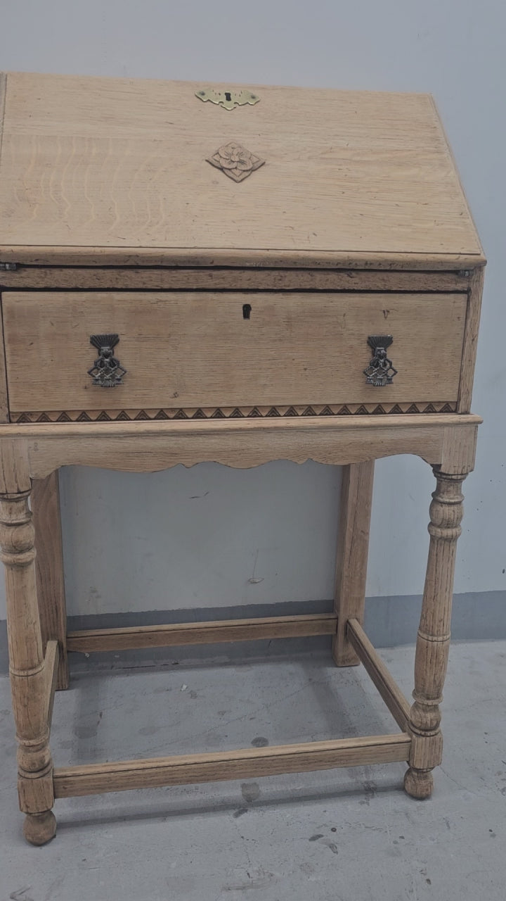 Petite Oak Natural Wood Bureau