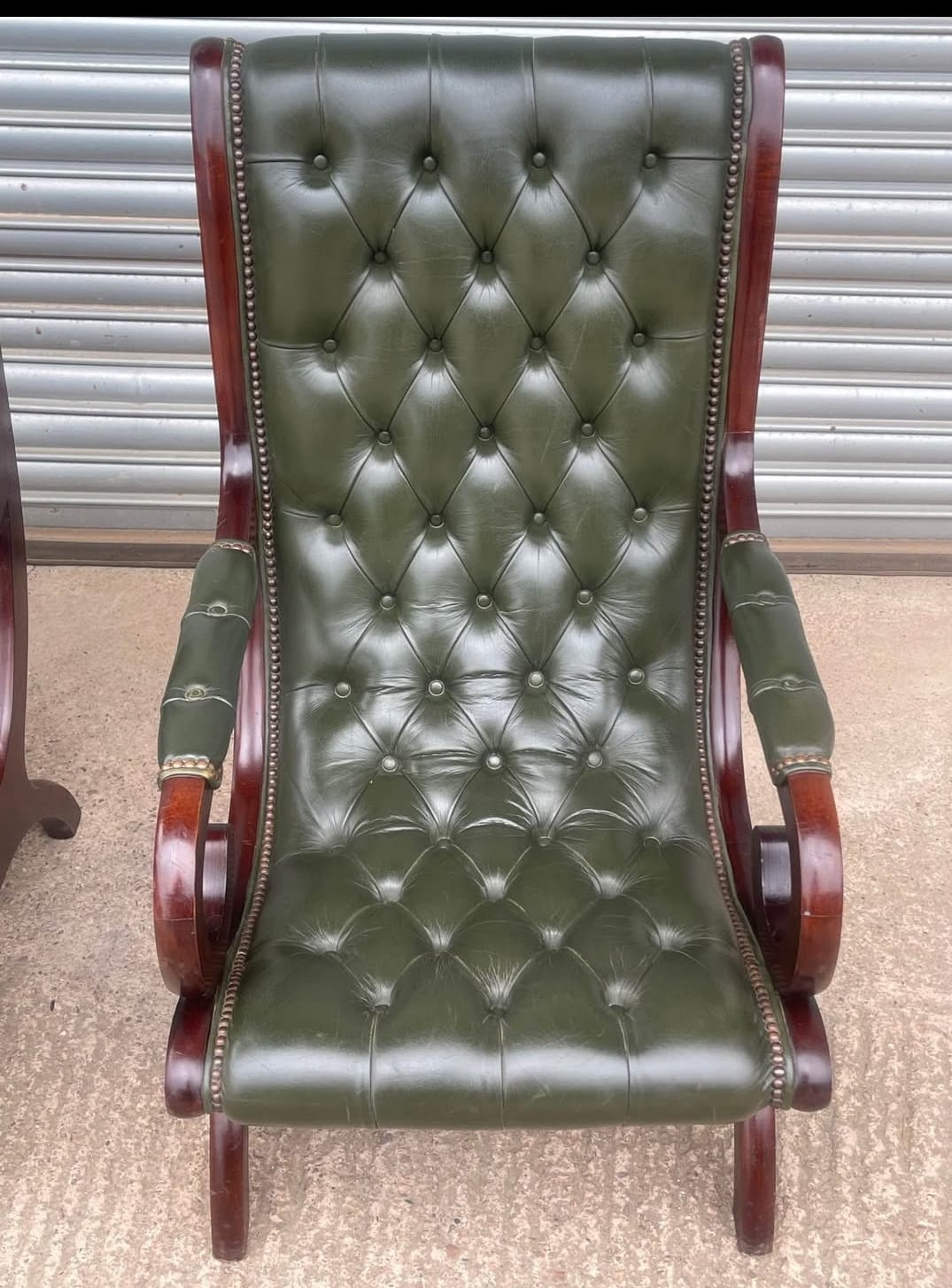 Chesterfield Slipper Chair