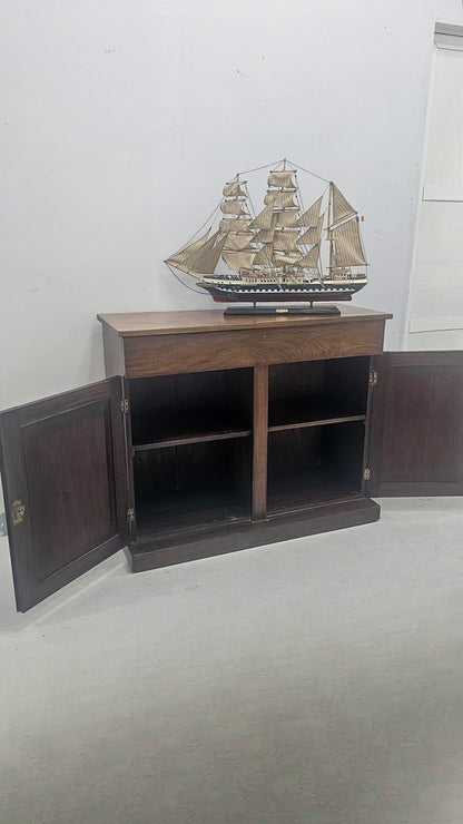Mahogany Sideboard / Cabinet