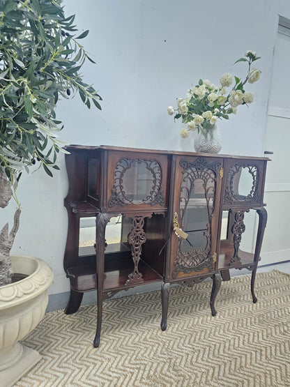 Victorian Sideboard / Chiffonier