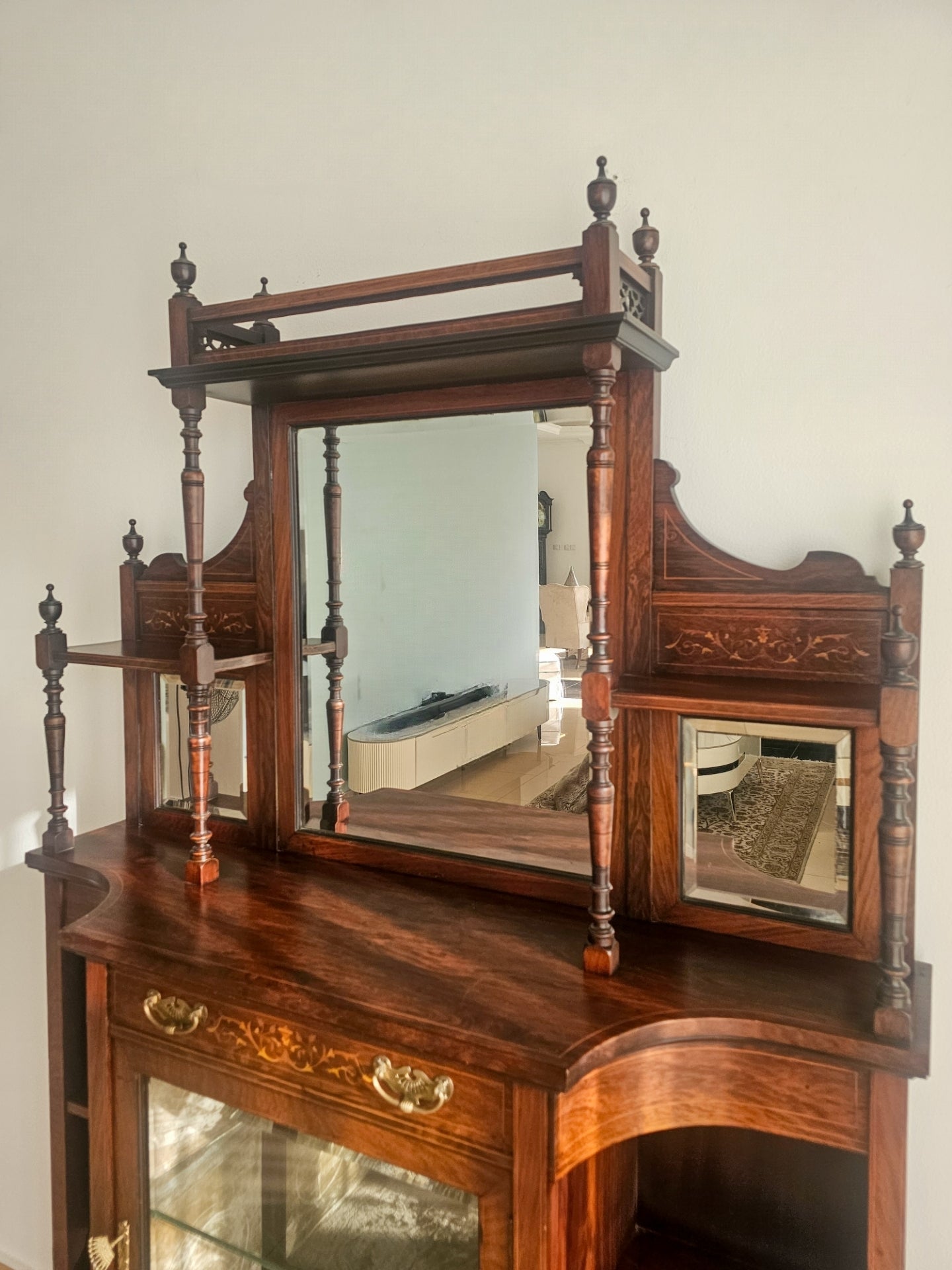 Edwardian Sideboard / Chiffonier c. 1900 - 1915